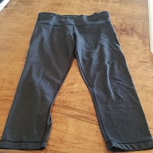 Gray Lululemon Size 8 Yoga Capri